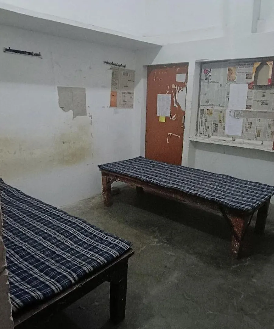 Shradha Saburi Boys Hostel Waranasi